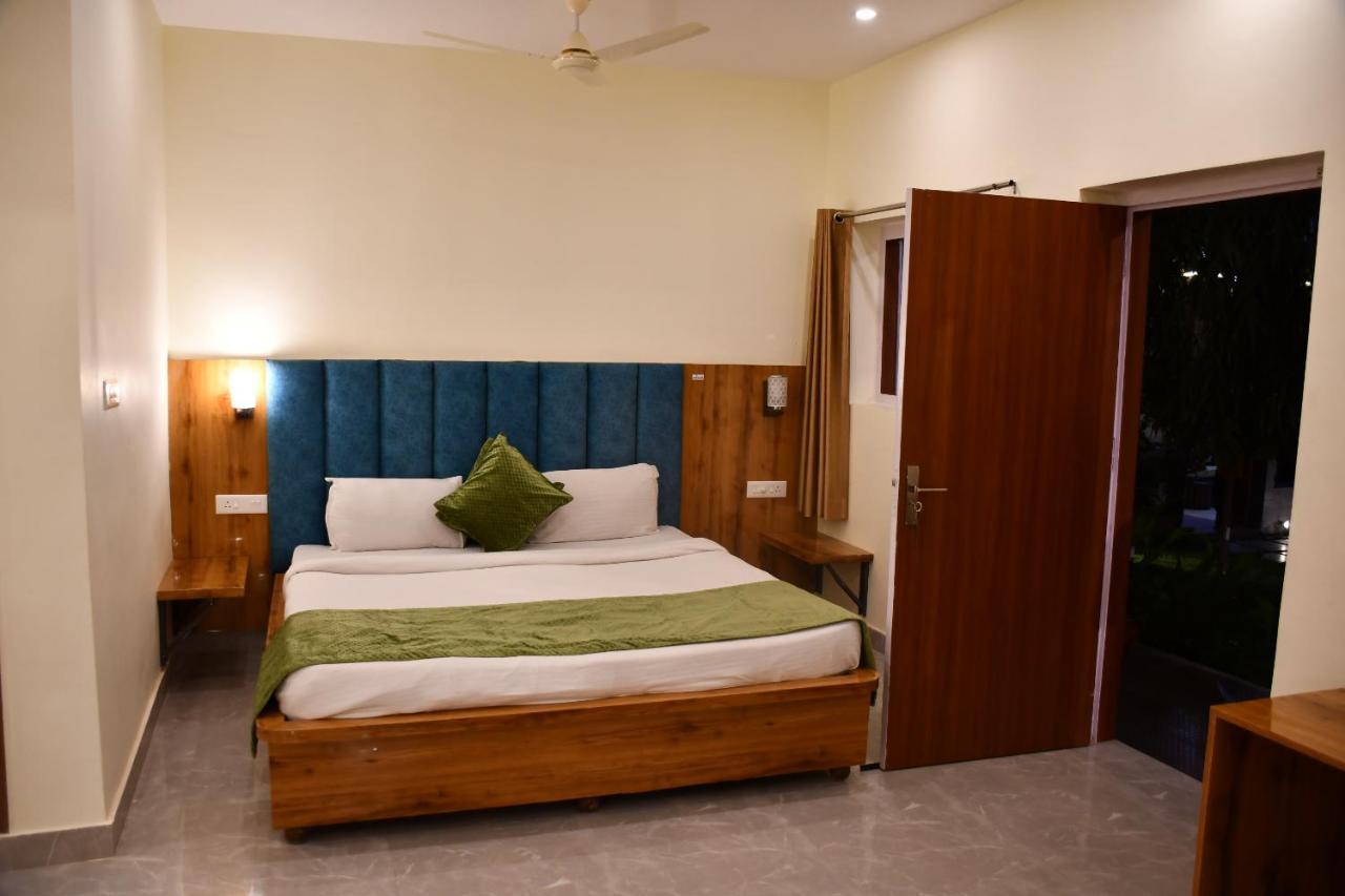 Shivansh Inn Resort Rishīkesh Buitenkant foto