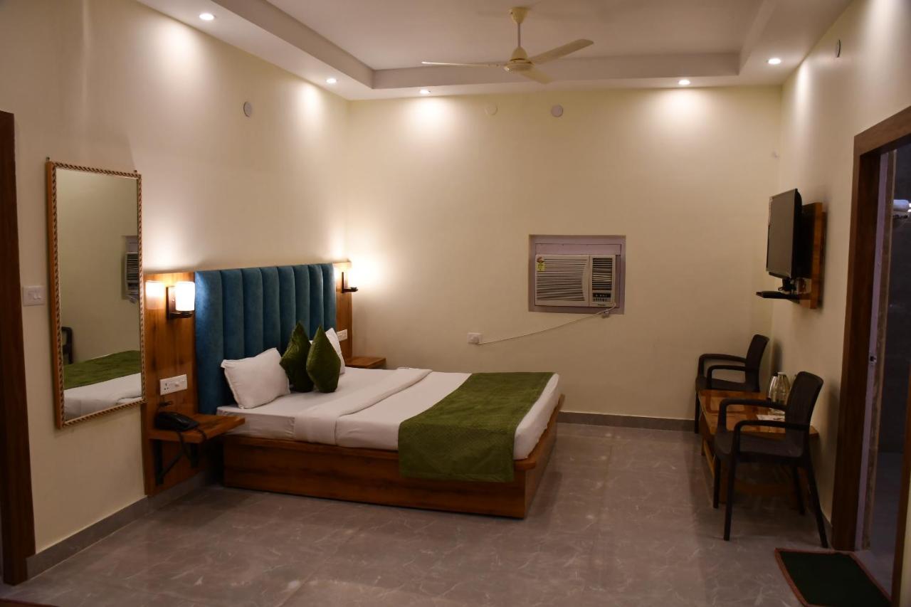 Shivansh Inn Resort Rishīkesh Buitenkant foto
